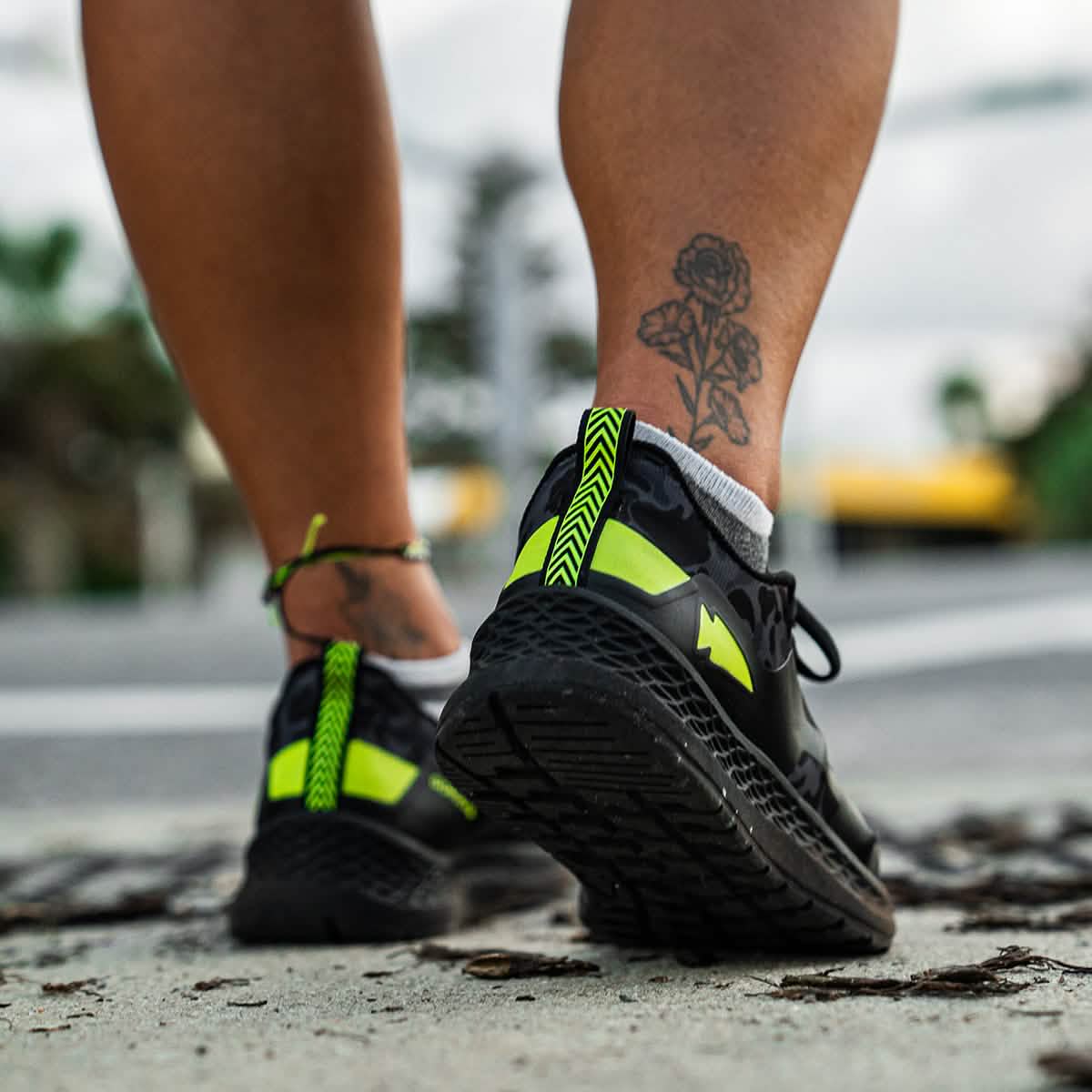Women's Versatile Training Running Shoes source view 2