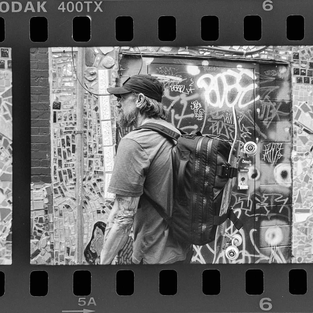 Skateboard Carry Backpack Black + Woodland Camo option