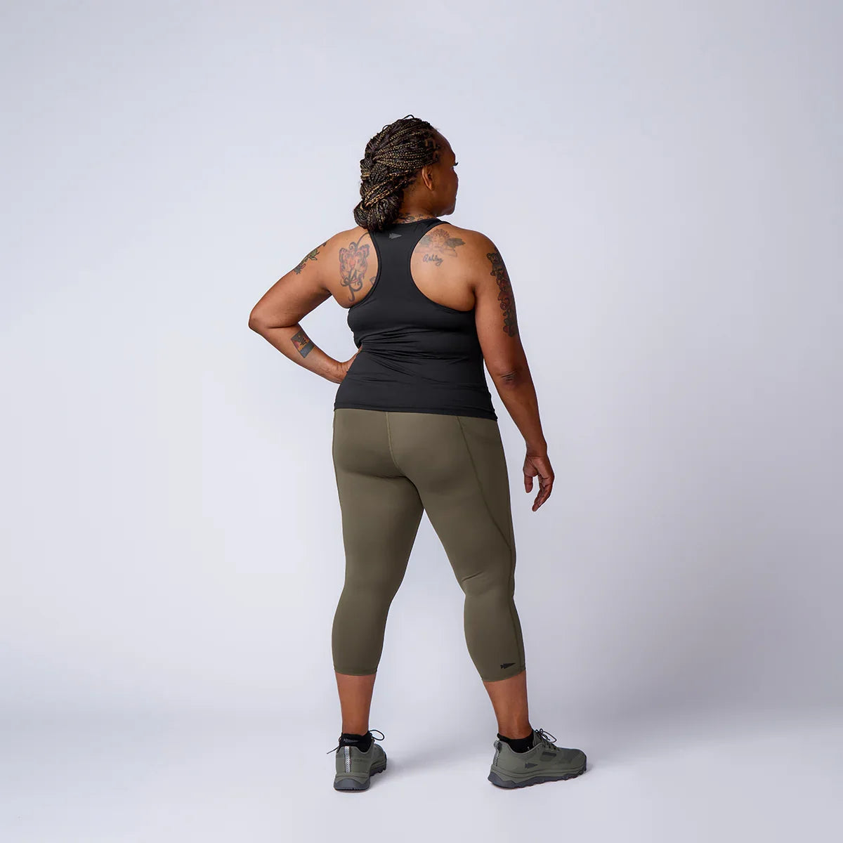 Women's Cropped Training Leggings source view 3