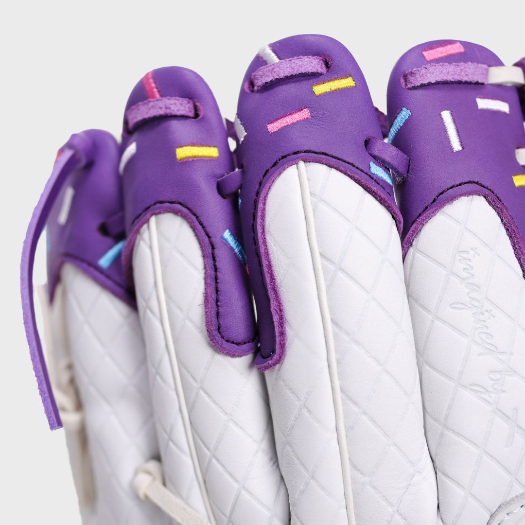 Youth Softball Fielding Glove source view 3