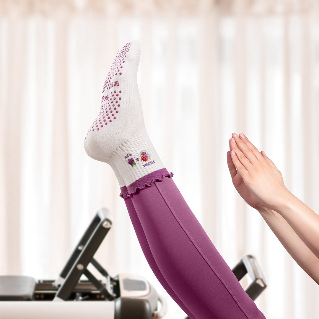 Pilates Grip Socks source view 4
