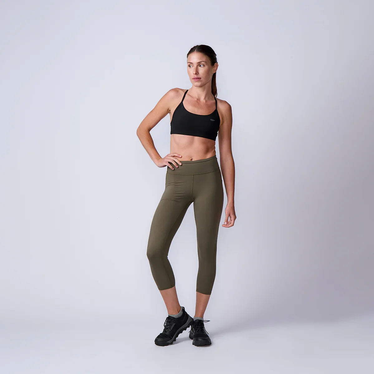 Women's Cropped Training Leggings source view 4