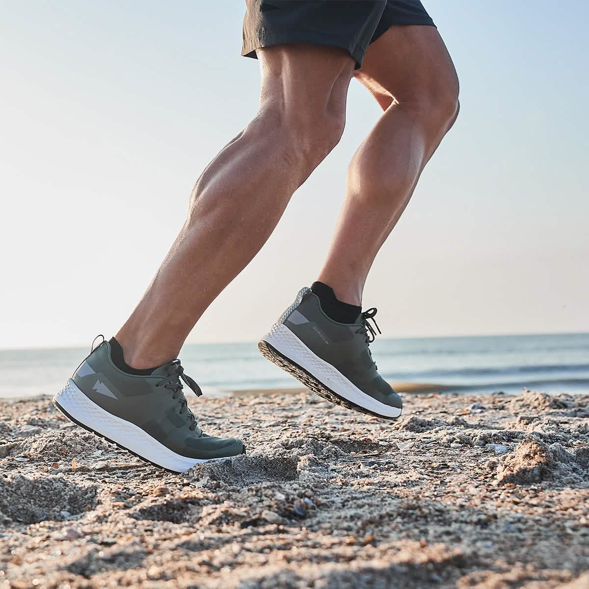 Men's Training Shoes source view 4