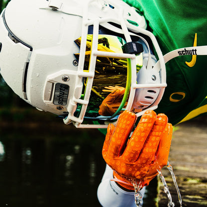 Football Gloves source view 4
