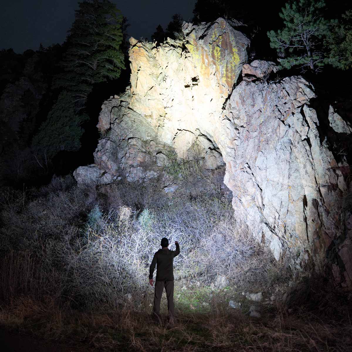 Rechargeable EDC Flashlight source view 4