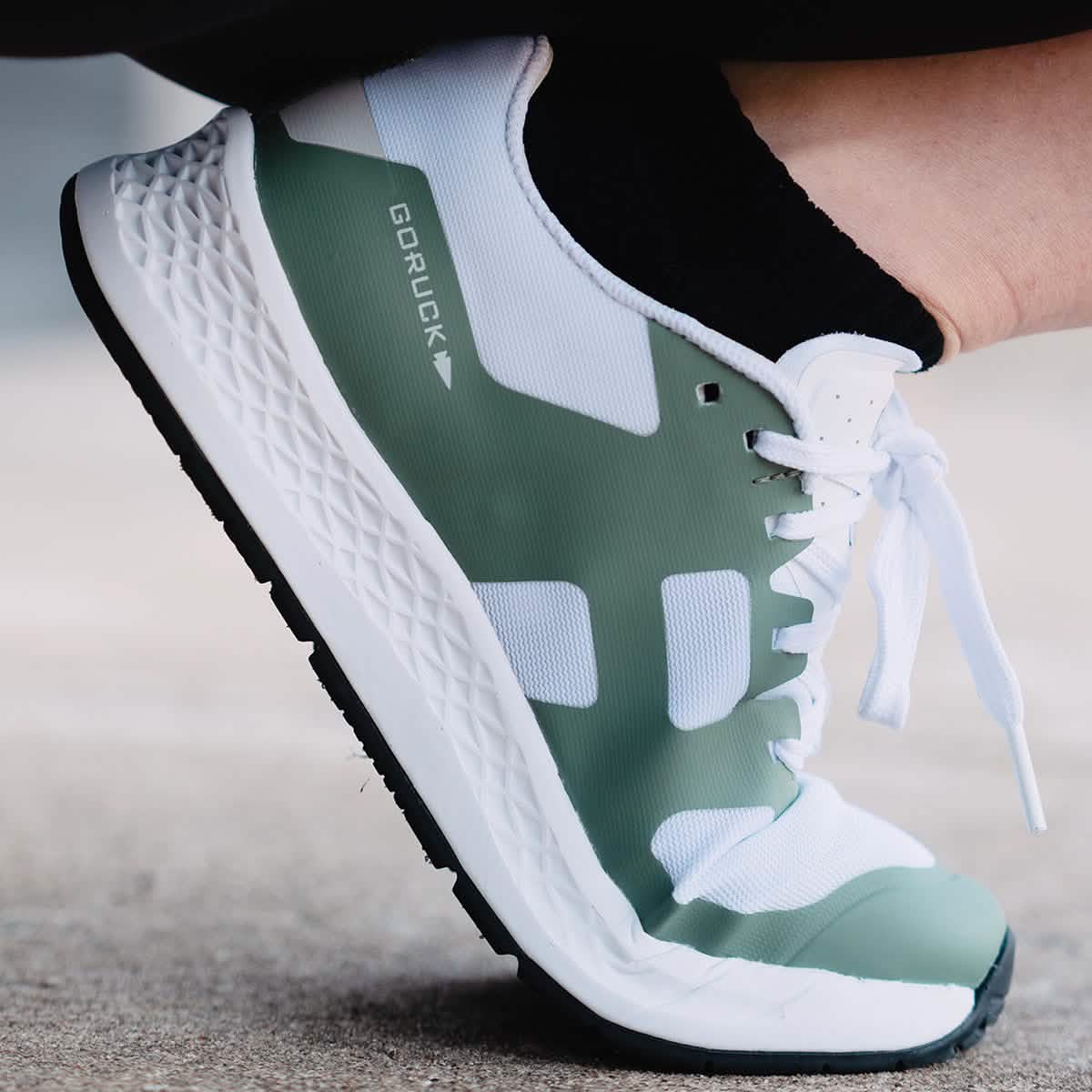 Women's Versatile Training Running Shoes source view 5
