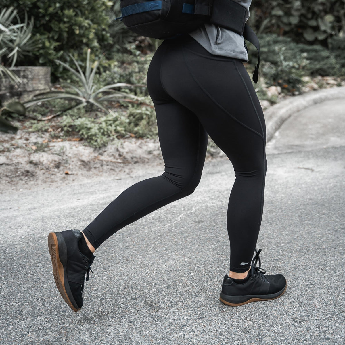 Women's Training Leggings source view 5