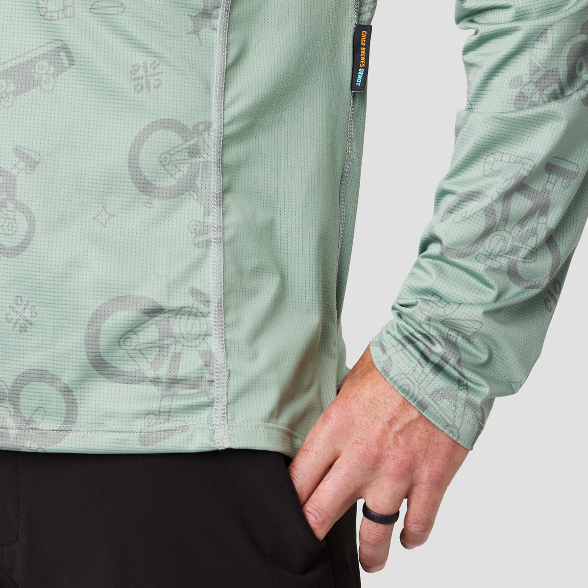 Men's UV Trail Shirt source view 6