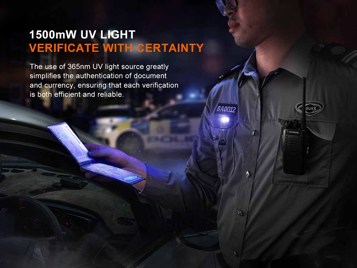 Rechargeable UV Clip-On Flashlight source view 6