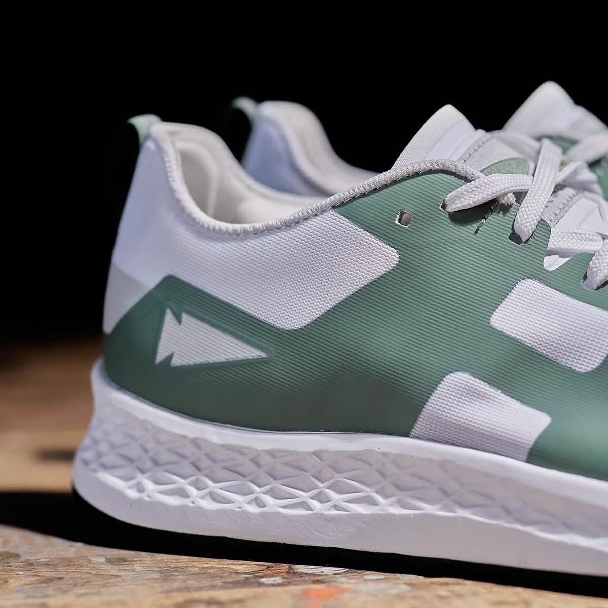 Women's Versatile Training Running Shoes source view 7