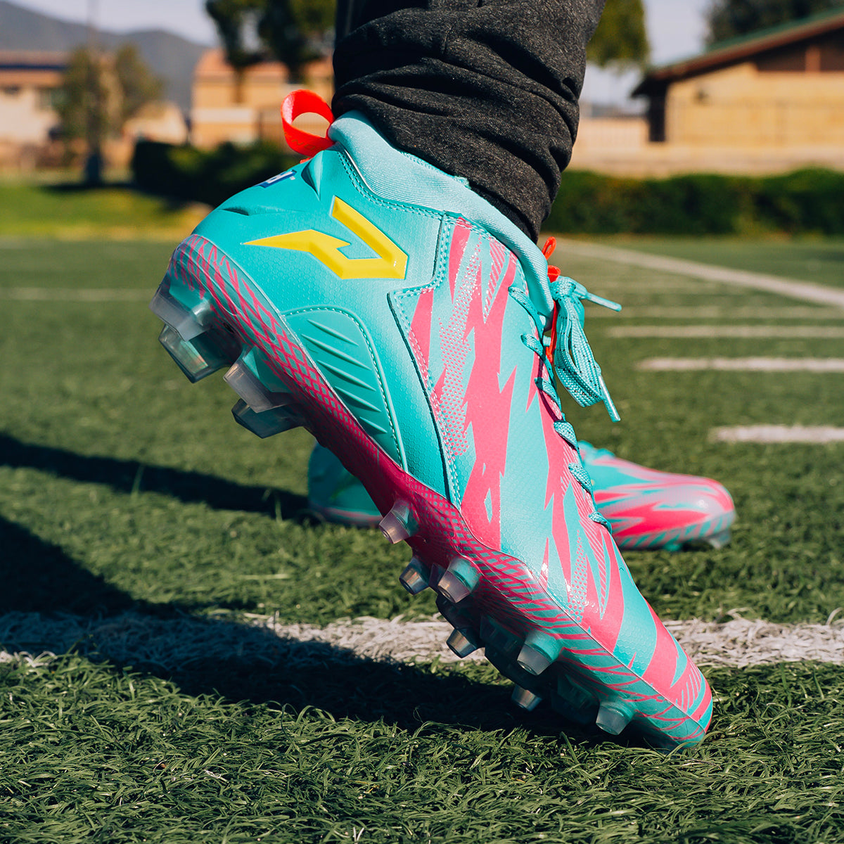 Football Cleats source view 10