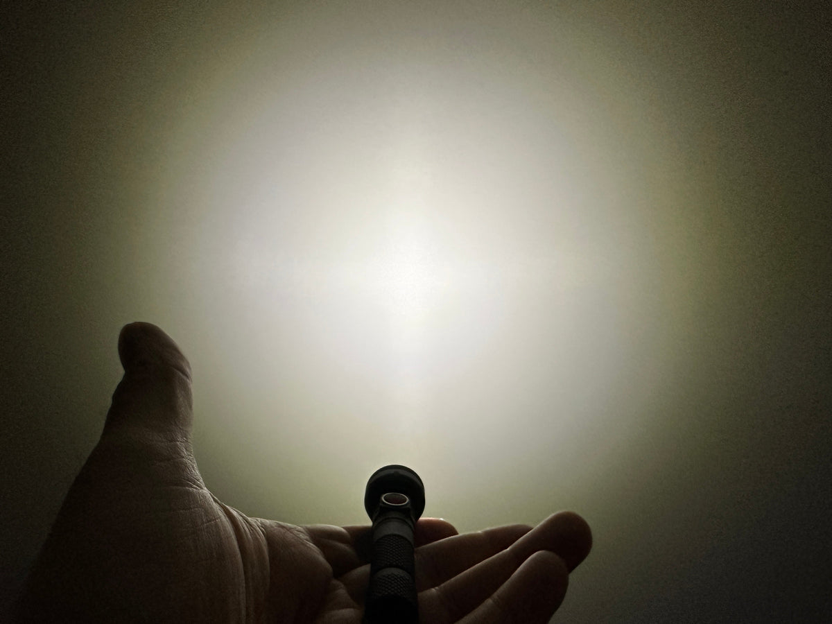 Rechargeable Flashlight source view 11