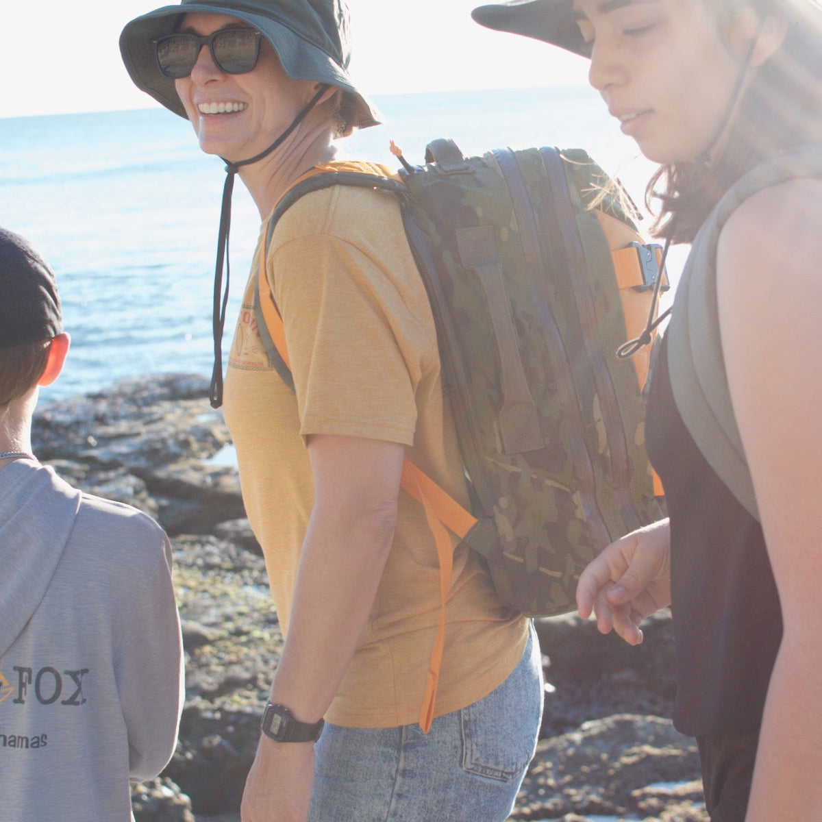 Skateboard Carry Backpack source view 11