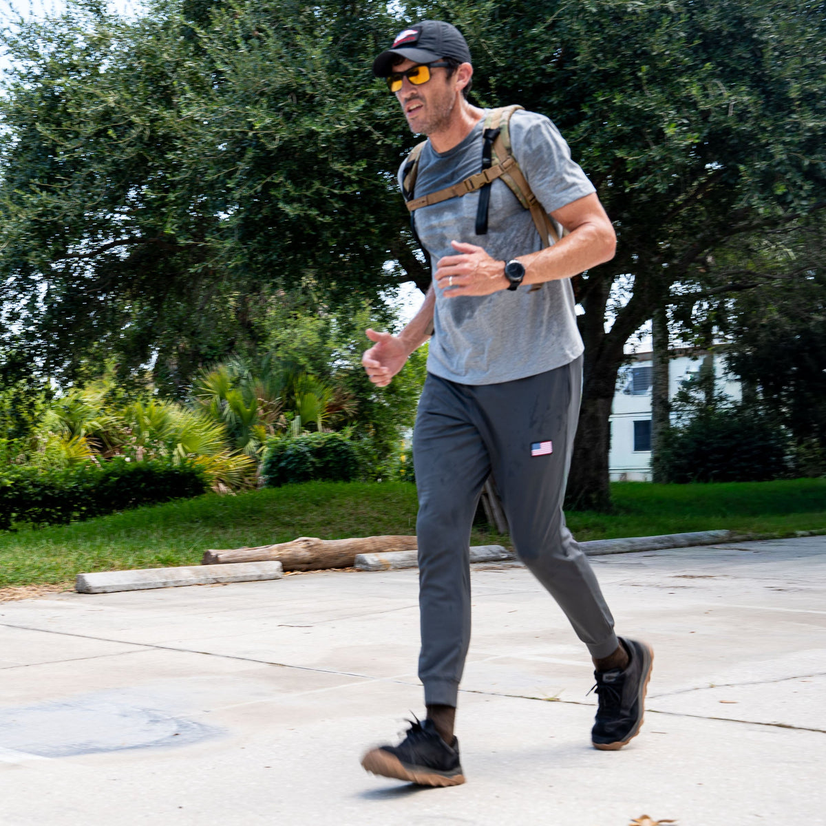 Men's Training Sweatpants source view 17