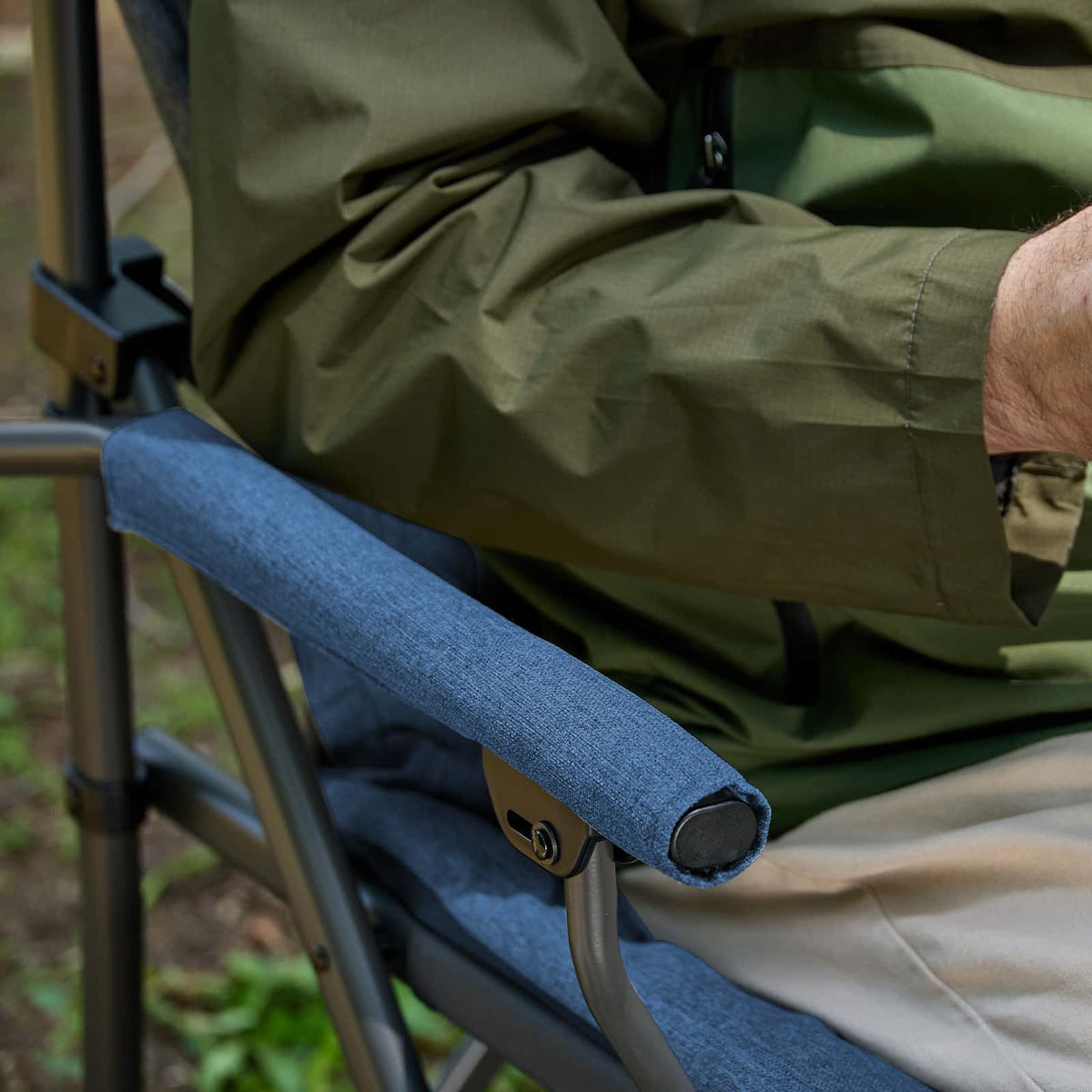 Camping Chair source view 25