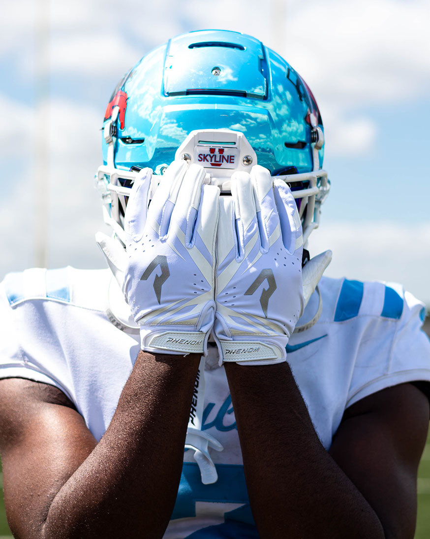 Youth Football Gloves source view 31