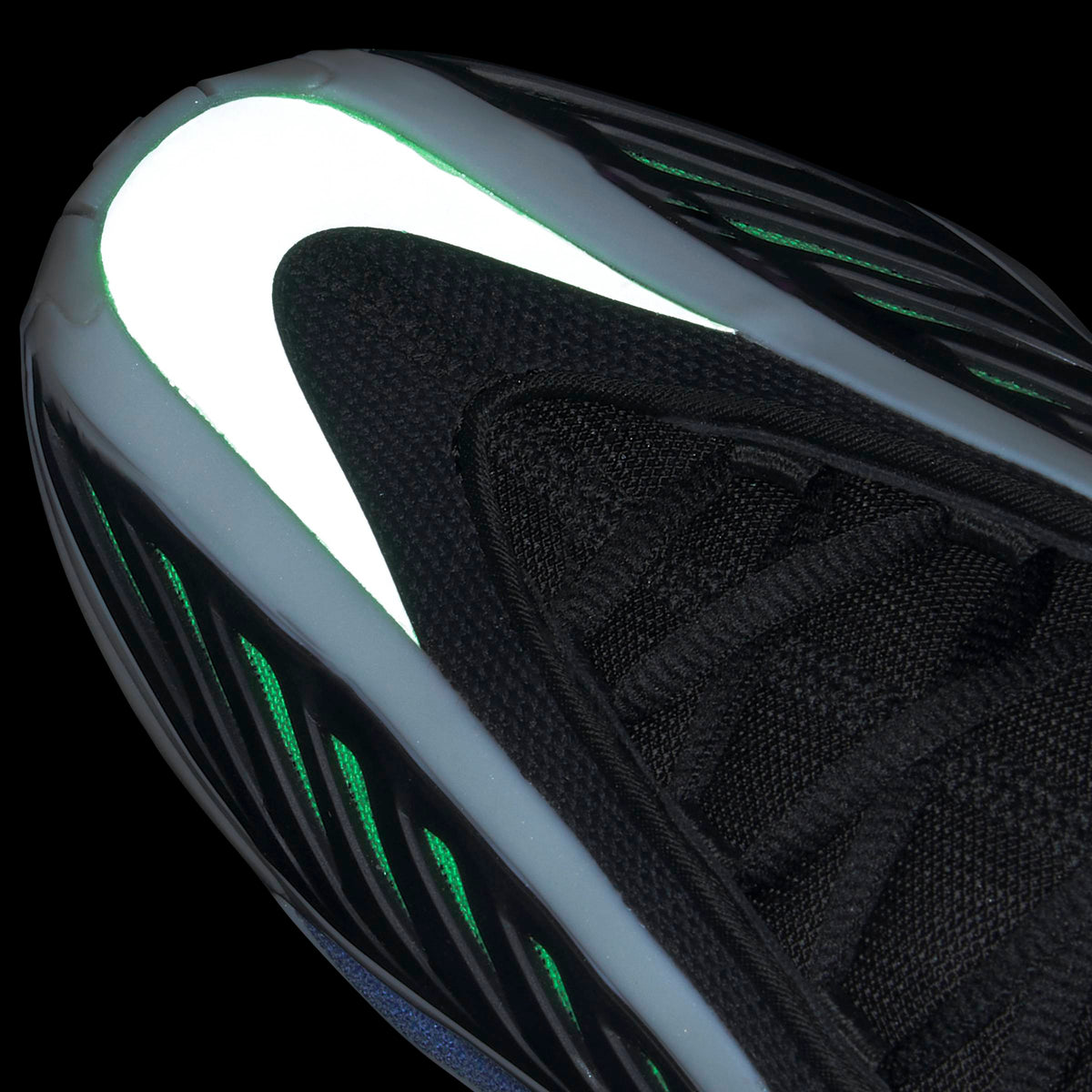Basketball Shoes source gallery image 19