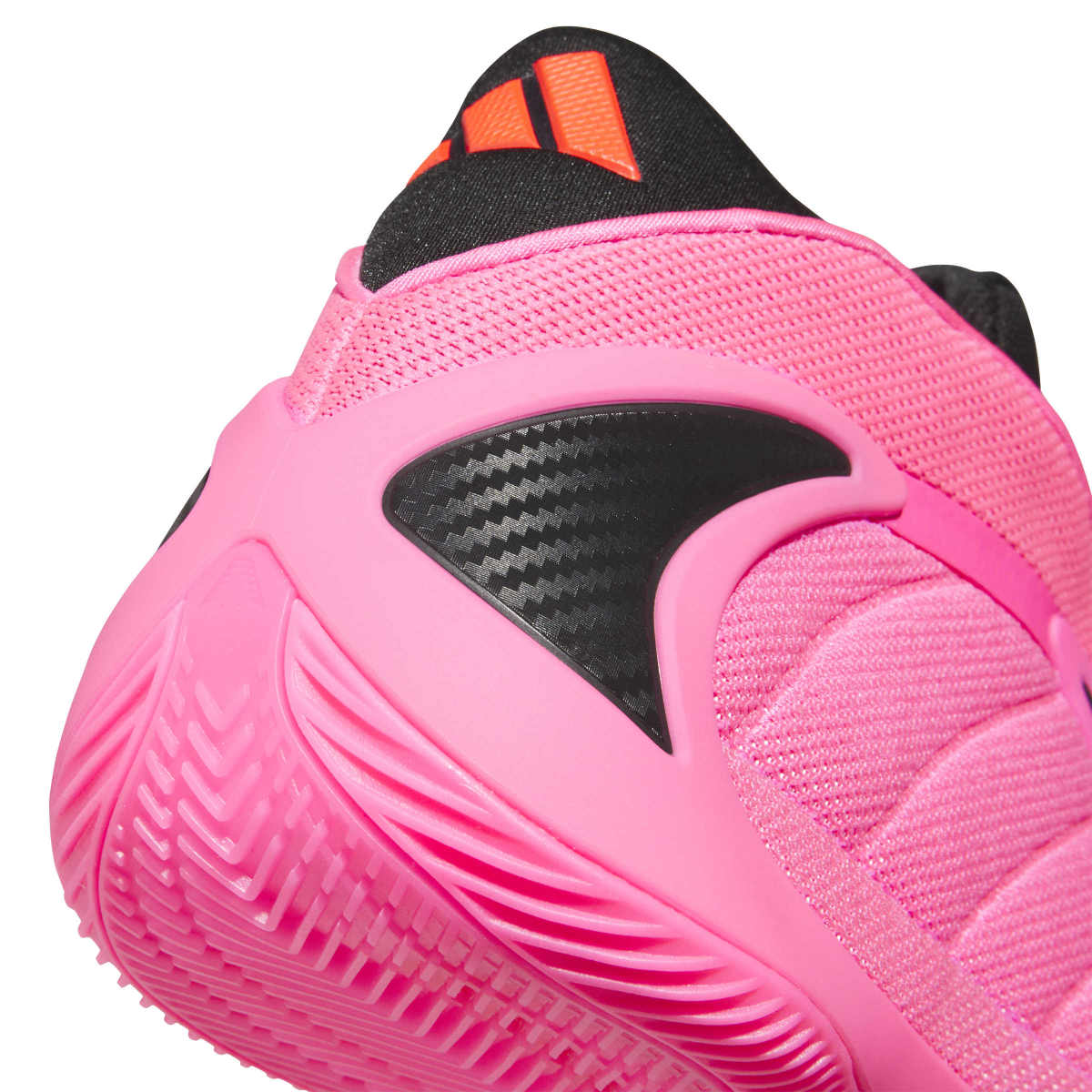 Basketball Shoes source gallery image 6