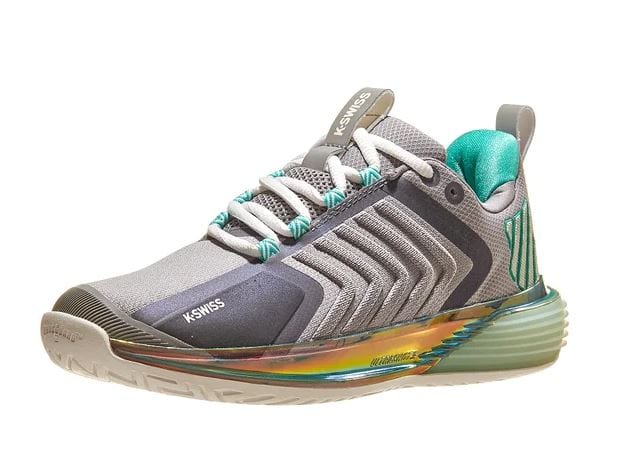 Tennis Shoes original source image 1