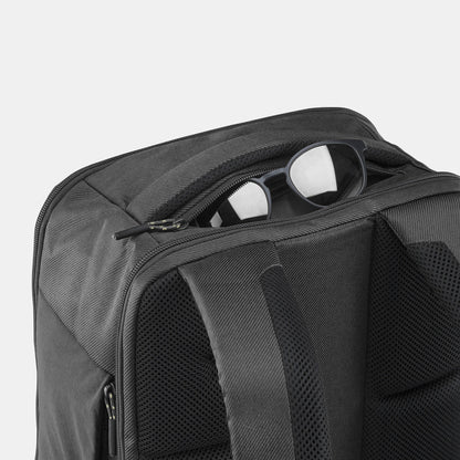 Hiking Backpack original source view 3
