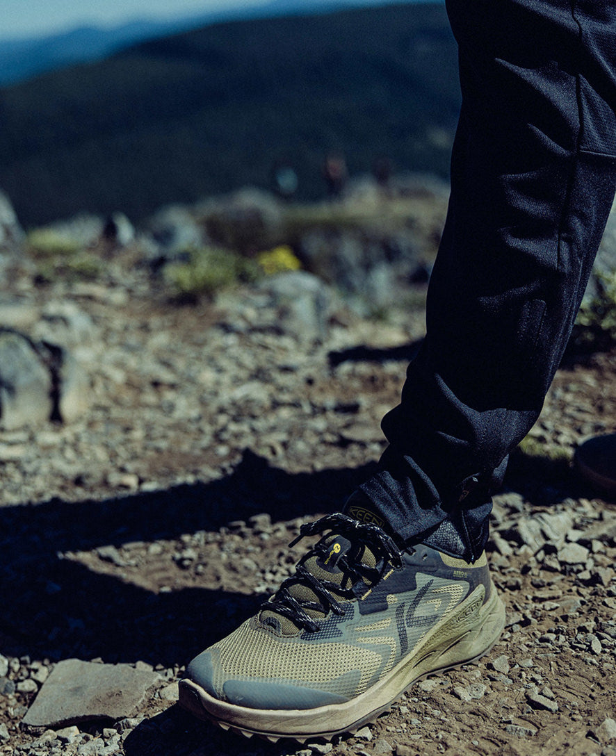 Hiking Shoes original source view 8