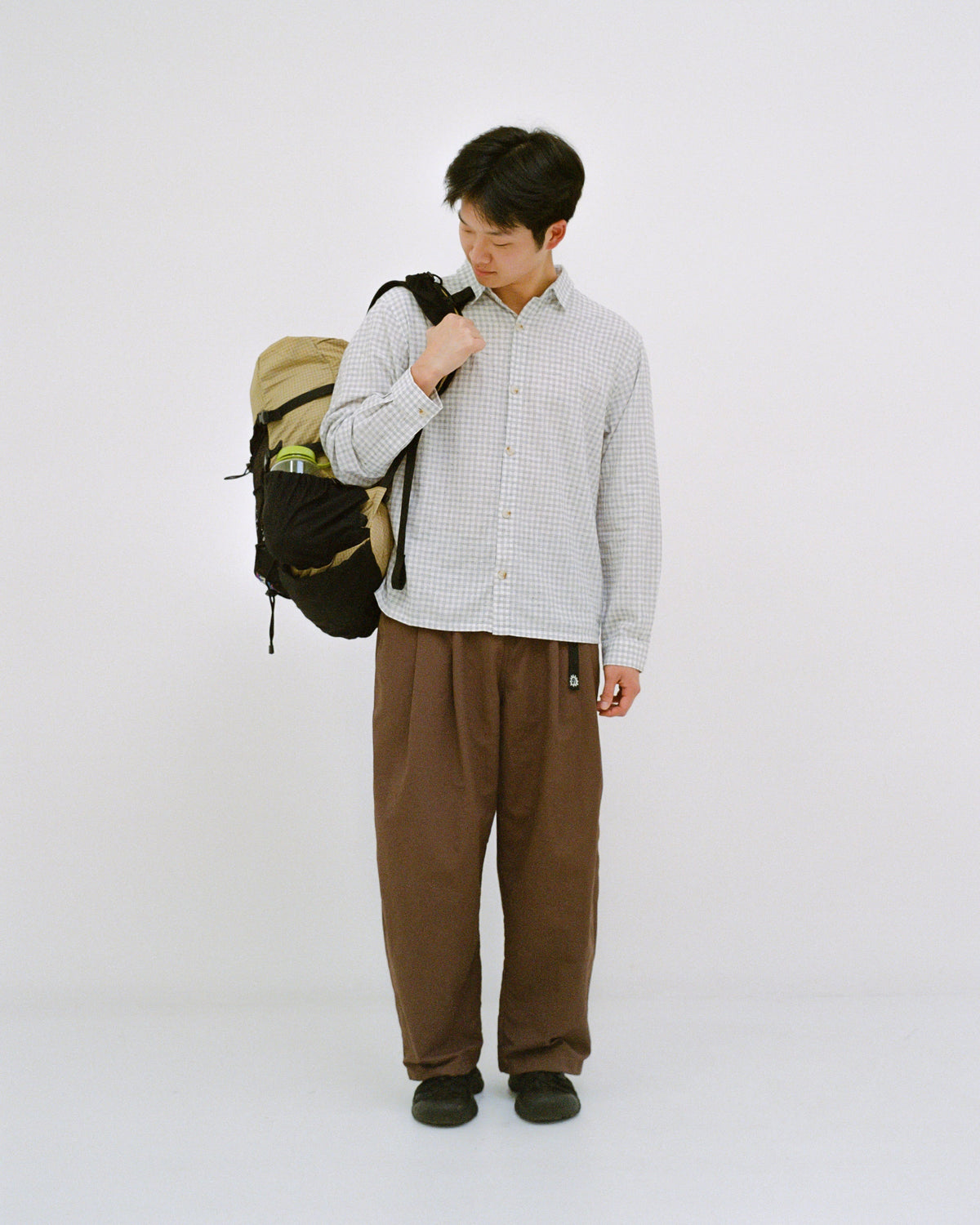 Hiking Pants original source view 9