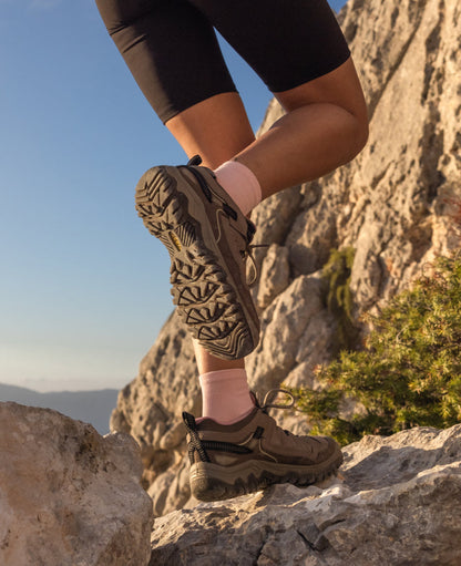 Hiking Shoes original source view 8